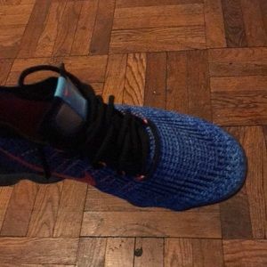 Vapor maxes size 13 color blue and orange